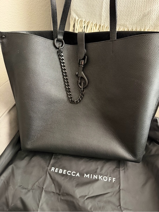 Rebecca Minkoff Handbags - Rebecca Minkoff Black Pebbled Leather Tote with Chain Hook Accent